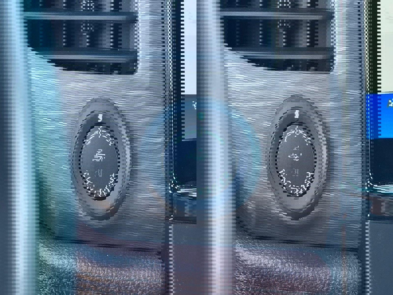 Used 2023 Ford Expedition Max Limited image 25