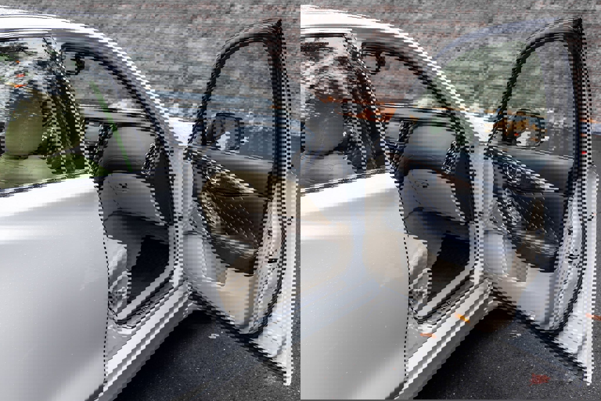 Used 2018 INFINITI Q50 Luxe w/ Sensory Package (Luxe) image 15