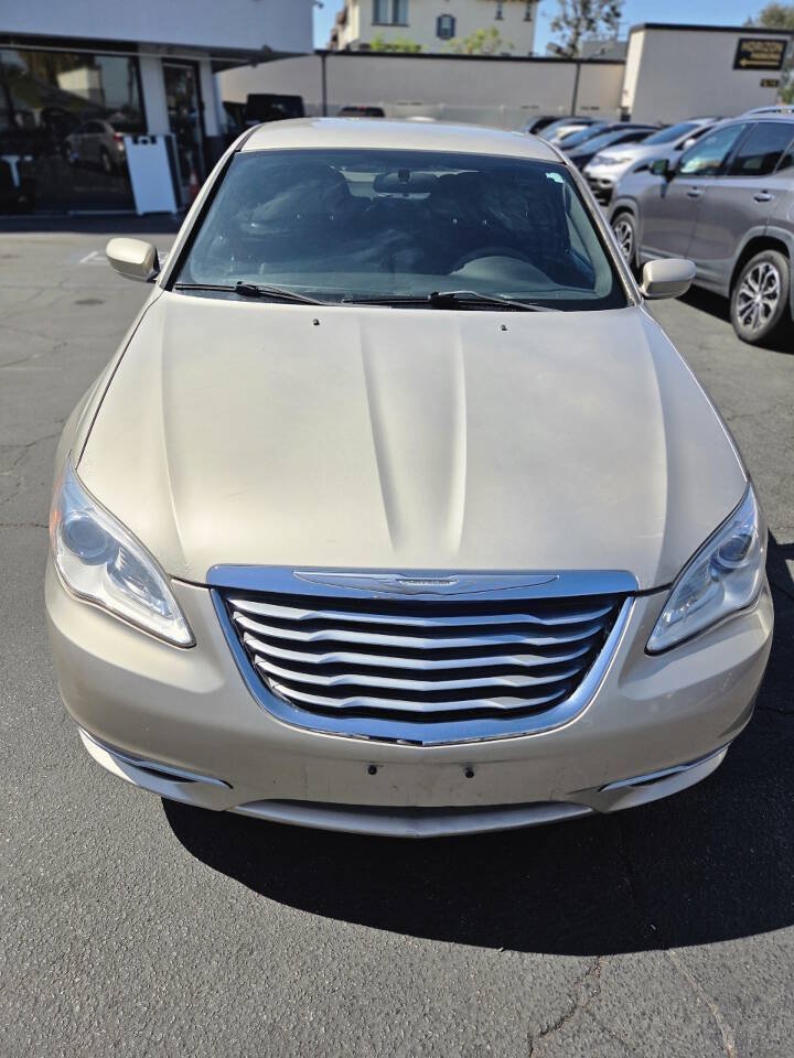 Used 2014 Chrysler 200 LX FWD image 13