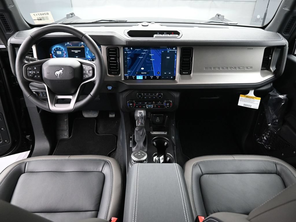 Used 2026 Ford Bronco Outer Banks AWD/4WD image 21