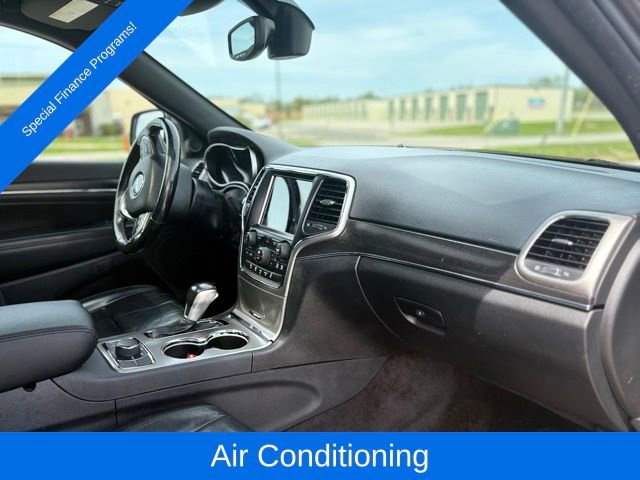 Used 2018 Jeep Grand Cherokee Limited AWD/4WD image 23