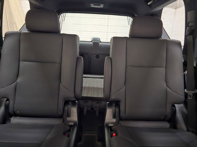 Used 2023 Lexus GX 460 Premium image 25