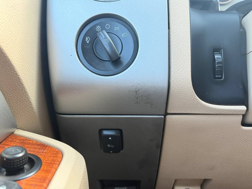 Used 2007 Ford Expedition Eddie Bauer AWD/4WD image 25