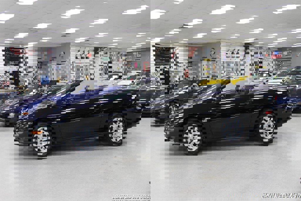 Used 1995 Chevrolet Camaro Z28 image 33