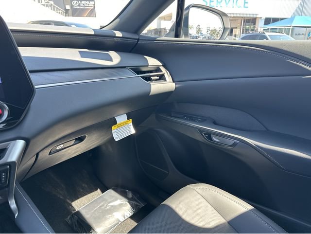 New 2026 Lexus RX 350h AWD/4WD image 14