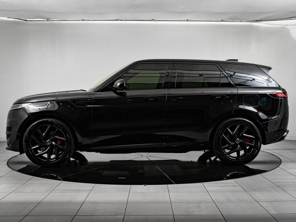 Used 2025 Land Rover Range Rover Sport Dynamic SE AWD/4WD image 12