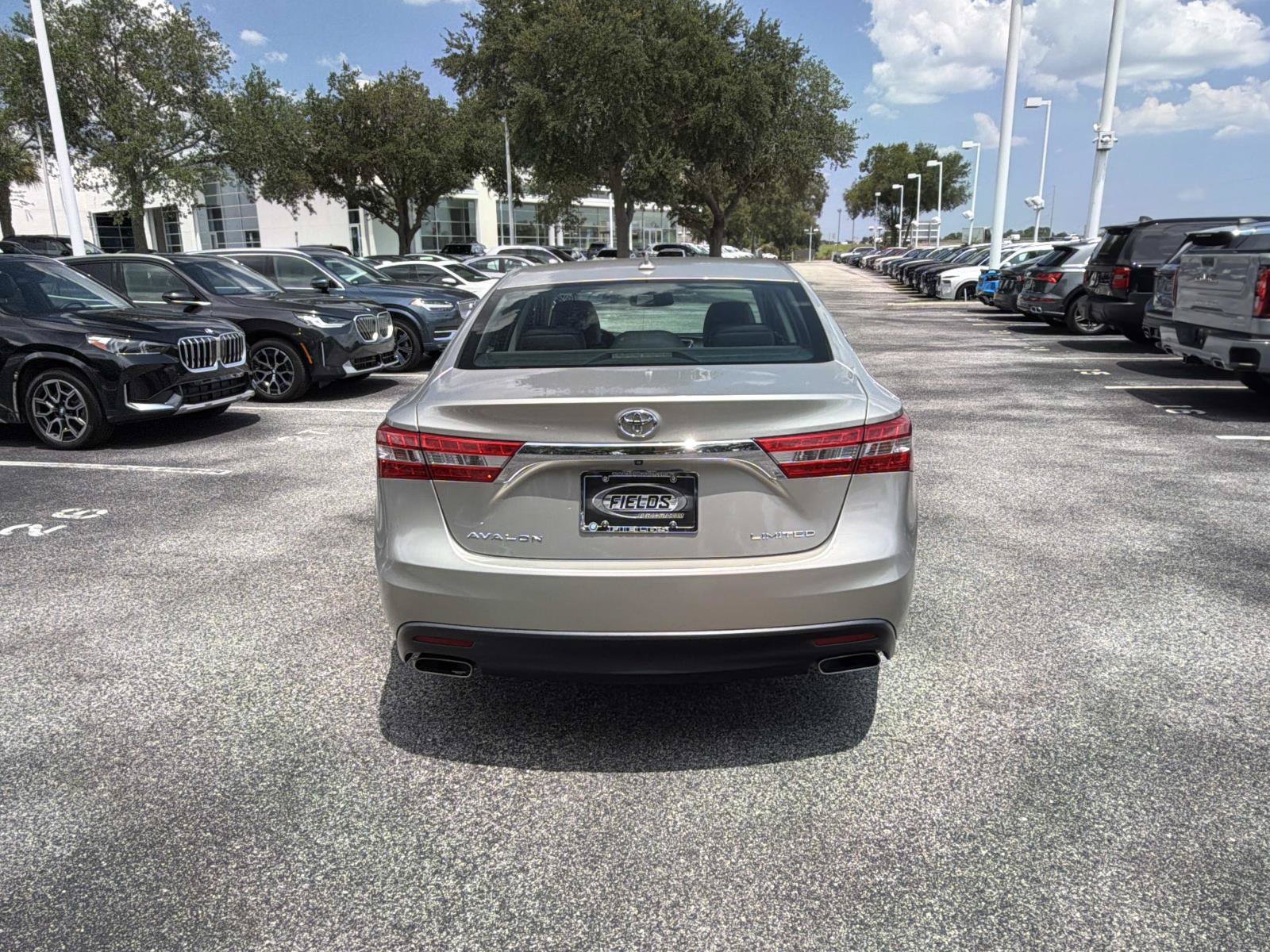Used 2014 Toyota Avalon Limited FWD image 5