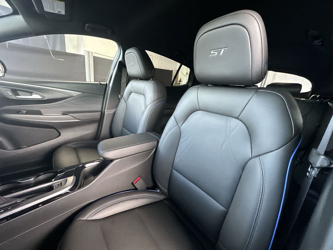 New 2026 Buick Envista Sport Touring w/ Convenience I Package FWD image 14