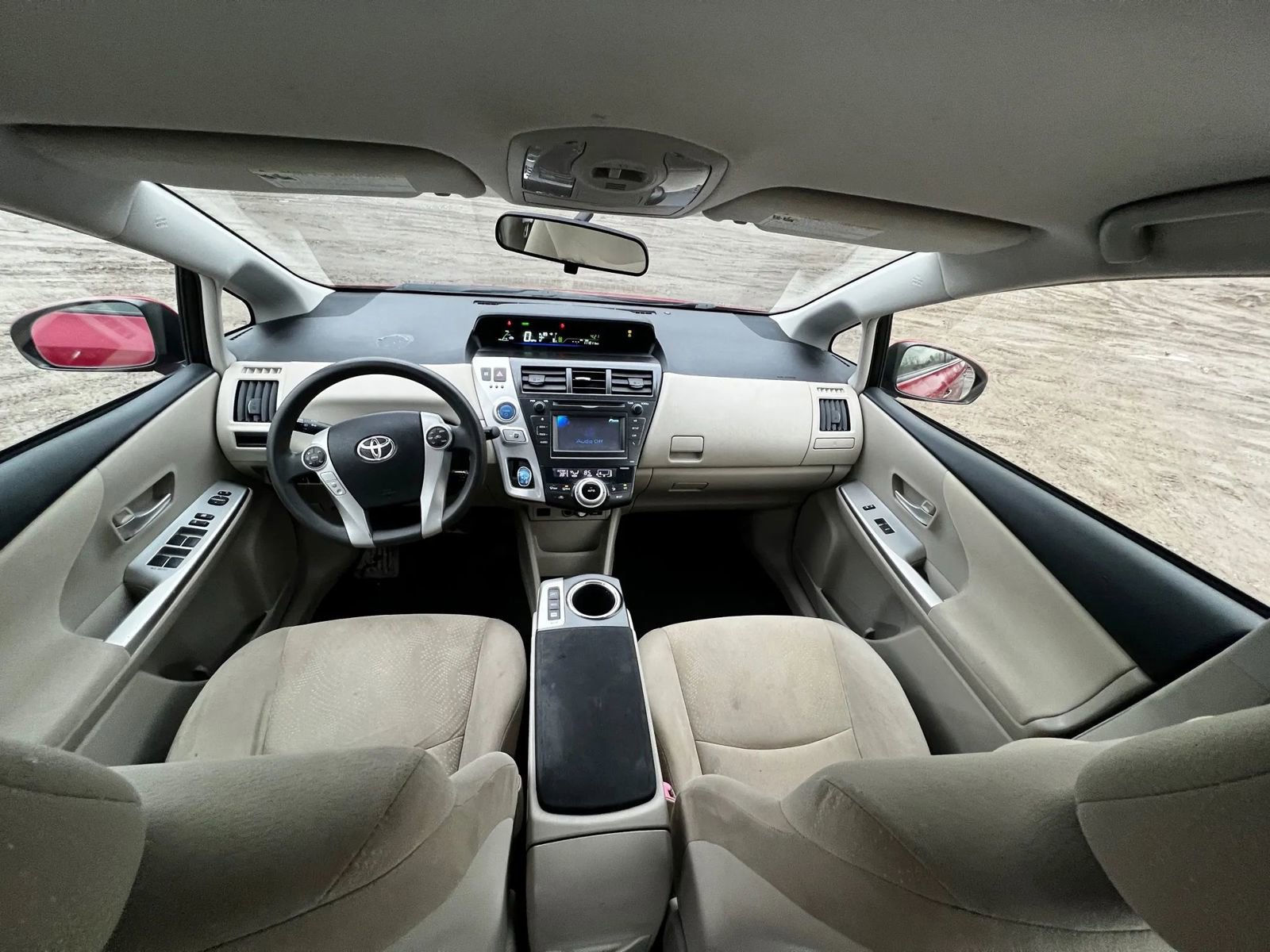 Used 2012 Toyota Prius V Two w/ Preferred Accessory Pkg FWD image 13