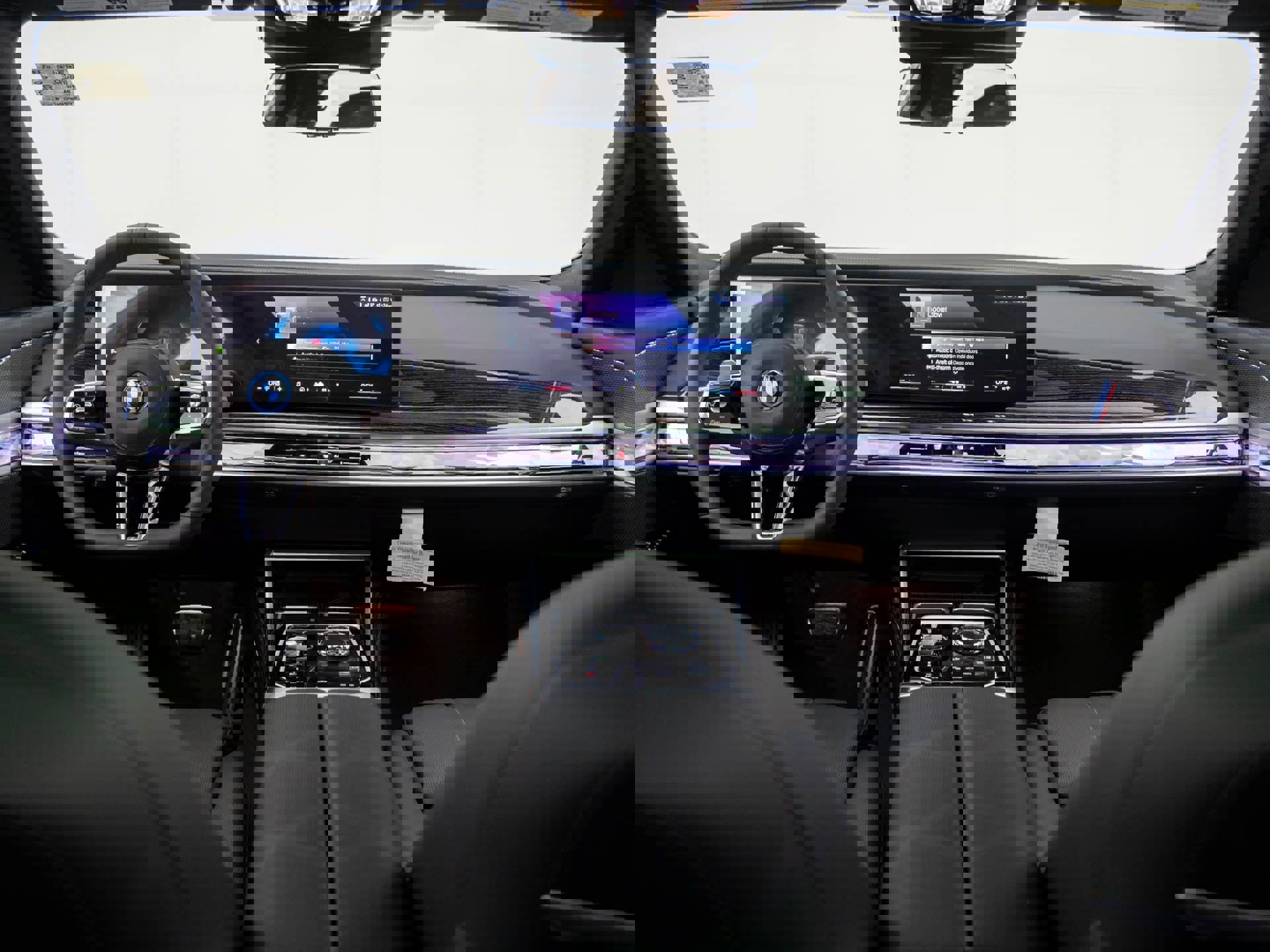 New 2026 BMW 750e xDrive w/ Executive Package image 10