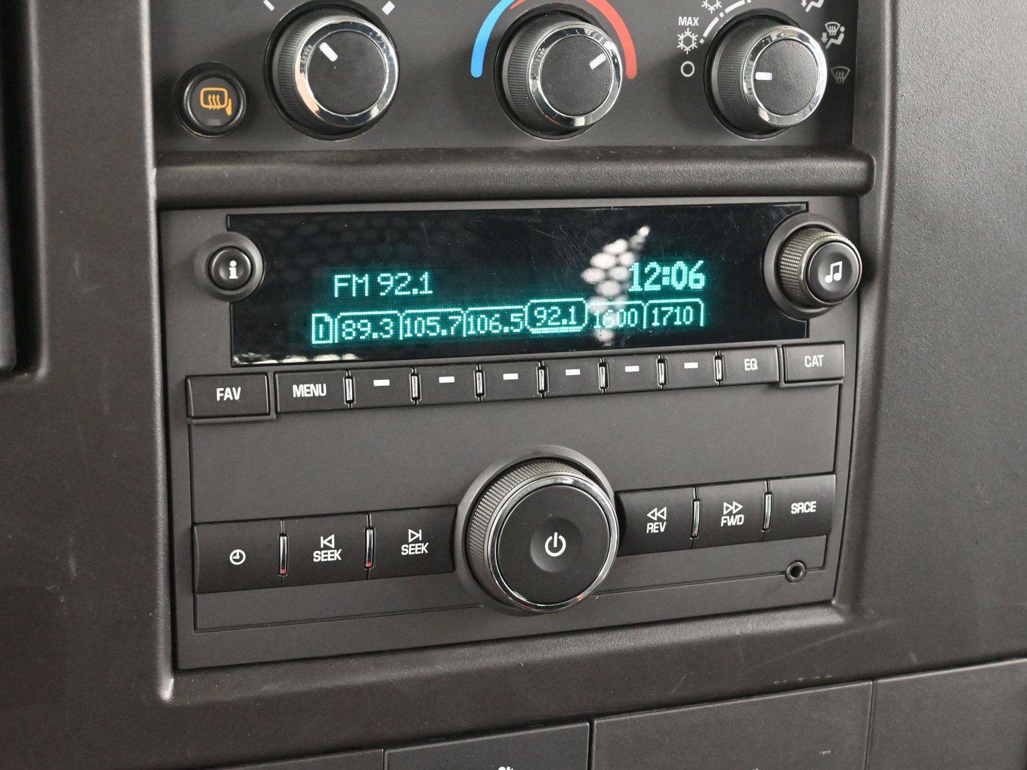 Used 2024 GMC Savana 2500 w/ Driver Convenience Package image 19