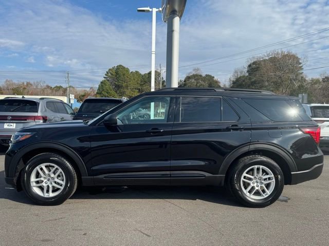 New 2026 Ford Explorer Active w/ Active Comfort Package image 2