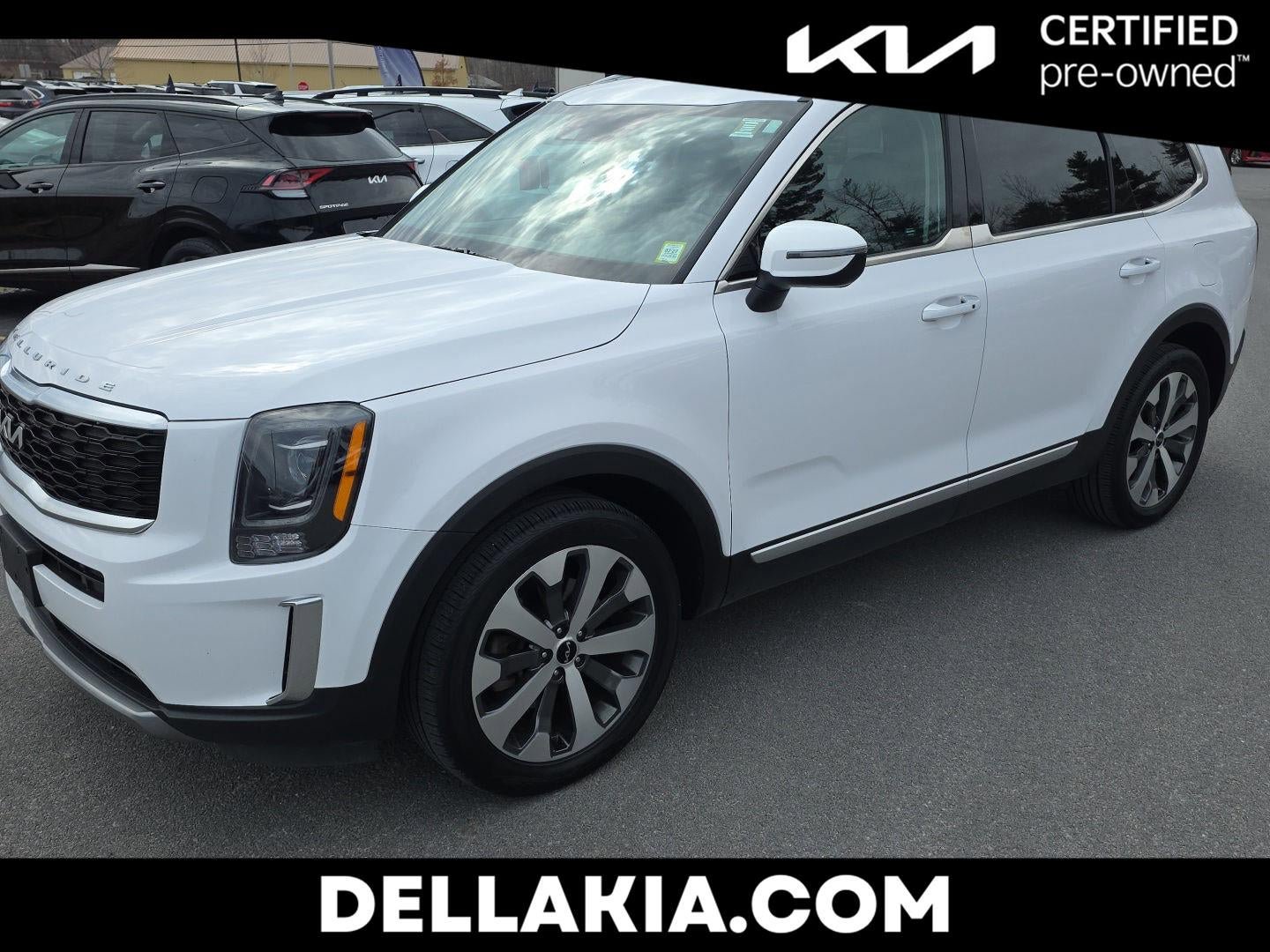 Certified 2022 Kia Telluride S image 1