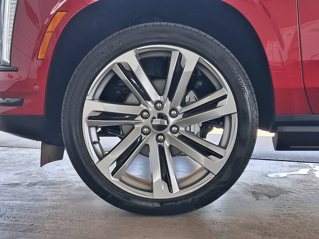 New 2026 Cadillac Escalade Platinum Sport w/ LPO, Floor Liner Package AWD/4WD image 28