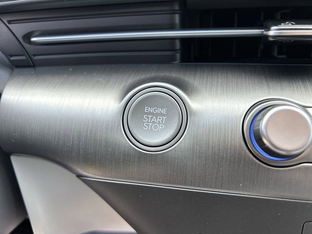 New 2026 Hyundai Kona SEL Premium image 30