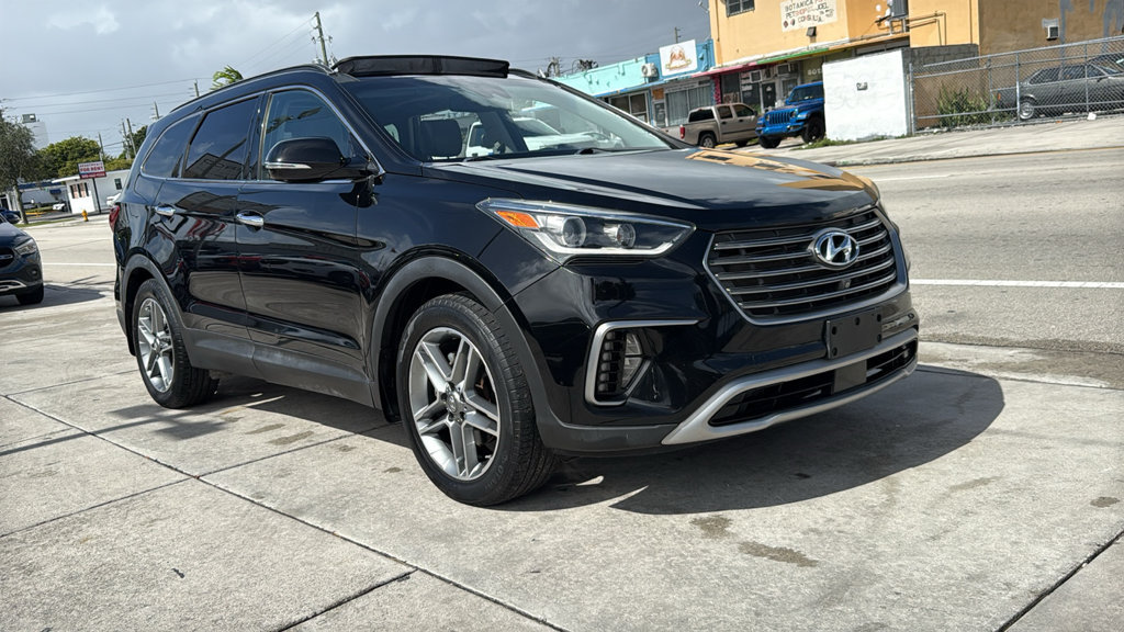 Used 2018 Hyundai Santa Fe AWD w/ SE Ultimate Tech Package 03 image 17