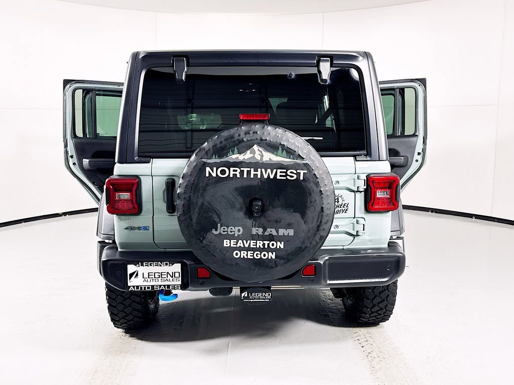 Used 2023 Jeep Wrangler Unlimited w/ Safety Group AWD/4WD image 26
