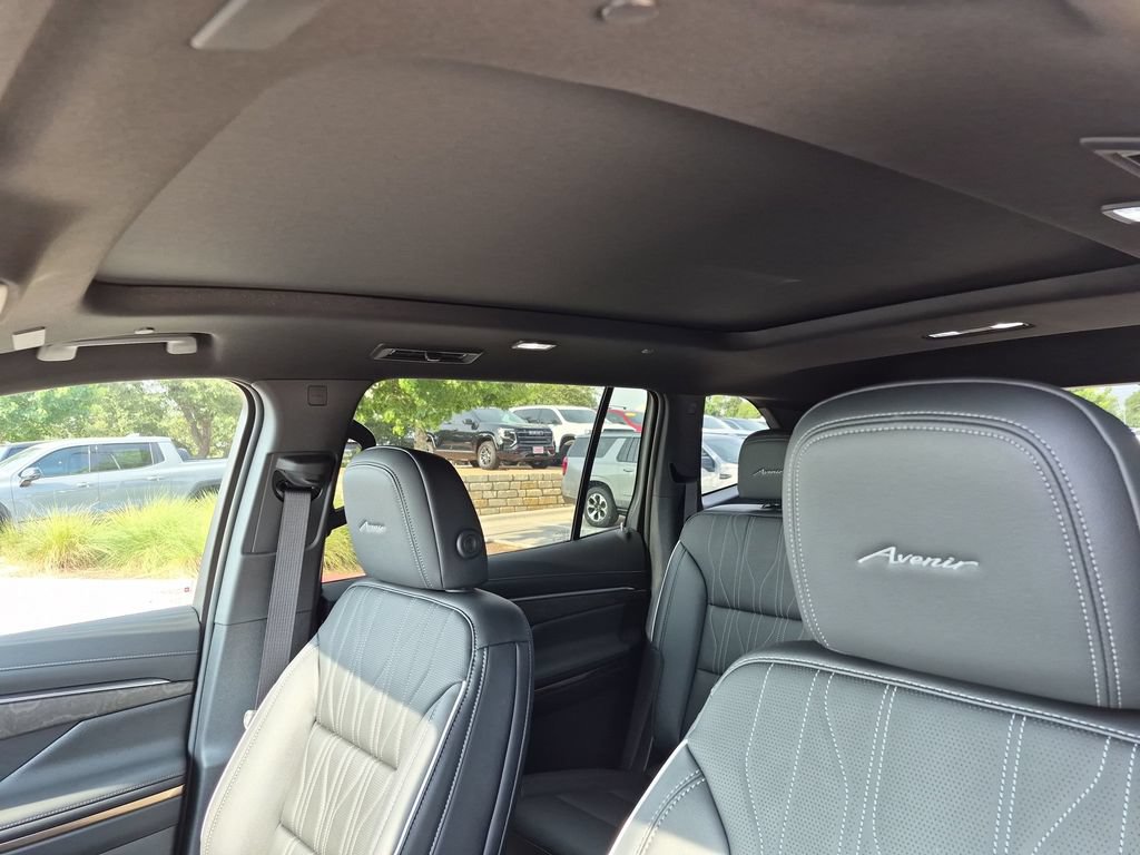 New 2026 Buick Enclave Avenir w/ Super Cruise Package FWD image 31