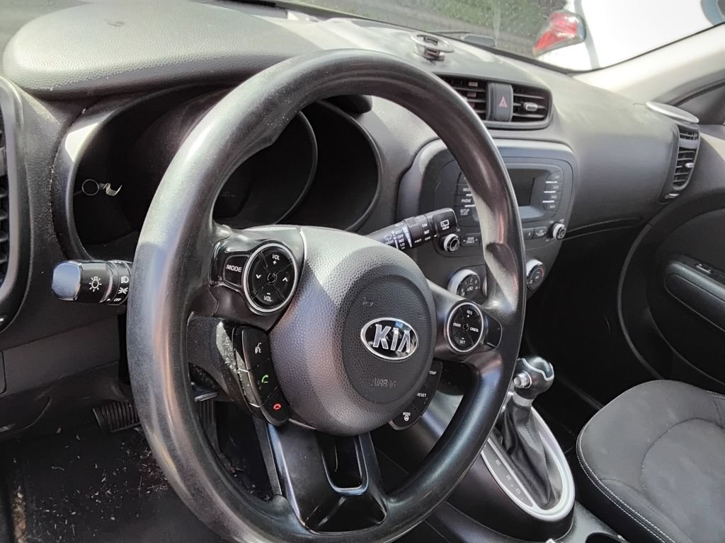 Used 2015 Kia Soul FWD image 7