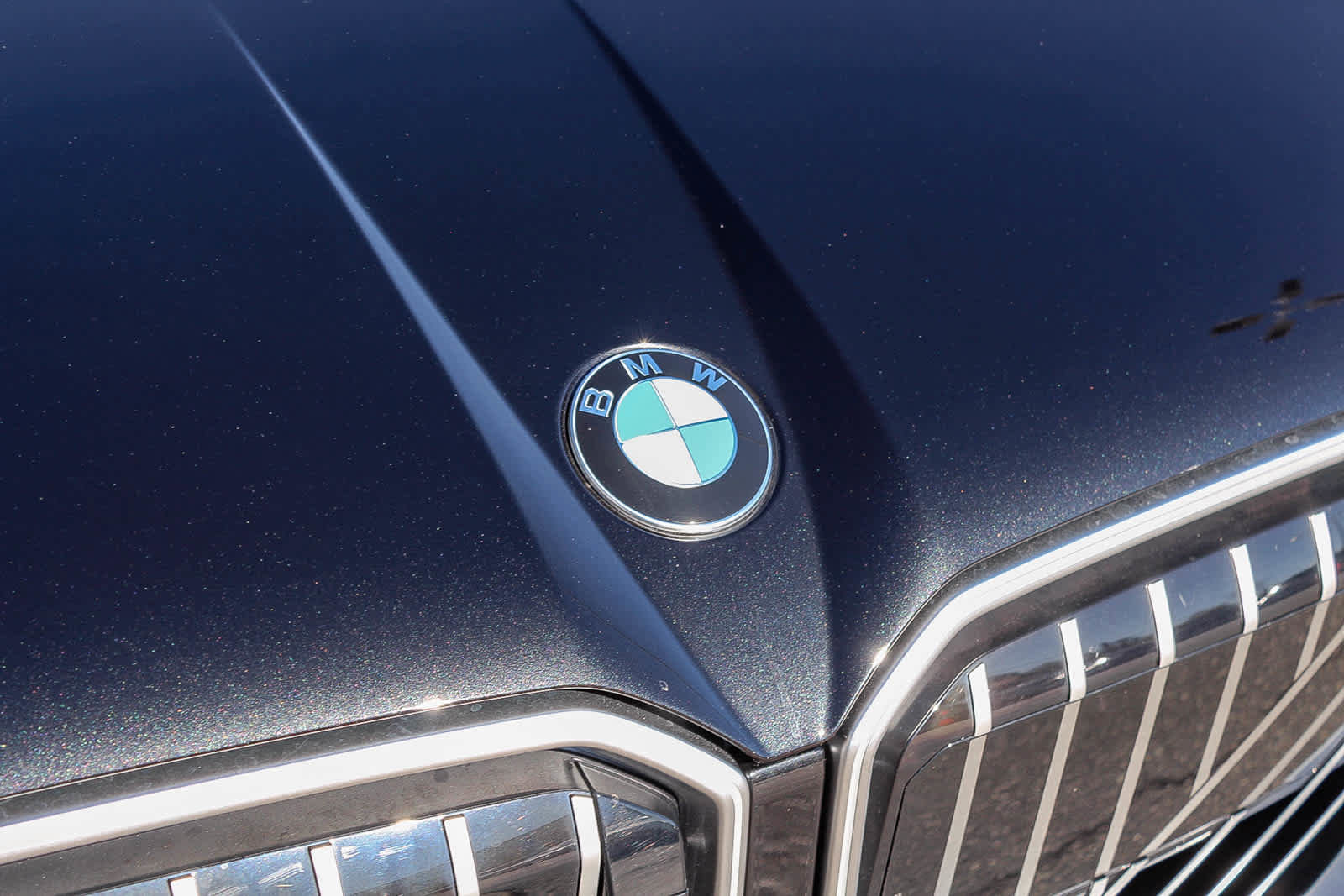 Used 2025 BMW X3 xDrive30i w/ Premium Package image 11