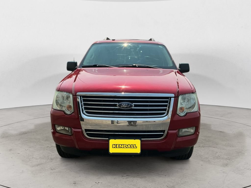 Used 2010 Ford Explorer XLT AWD/4WD image 2