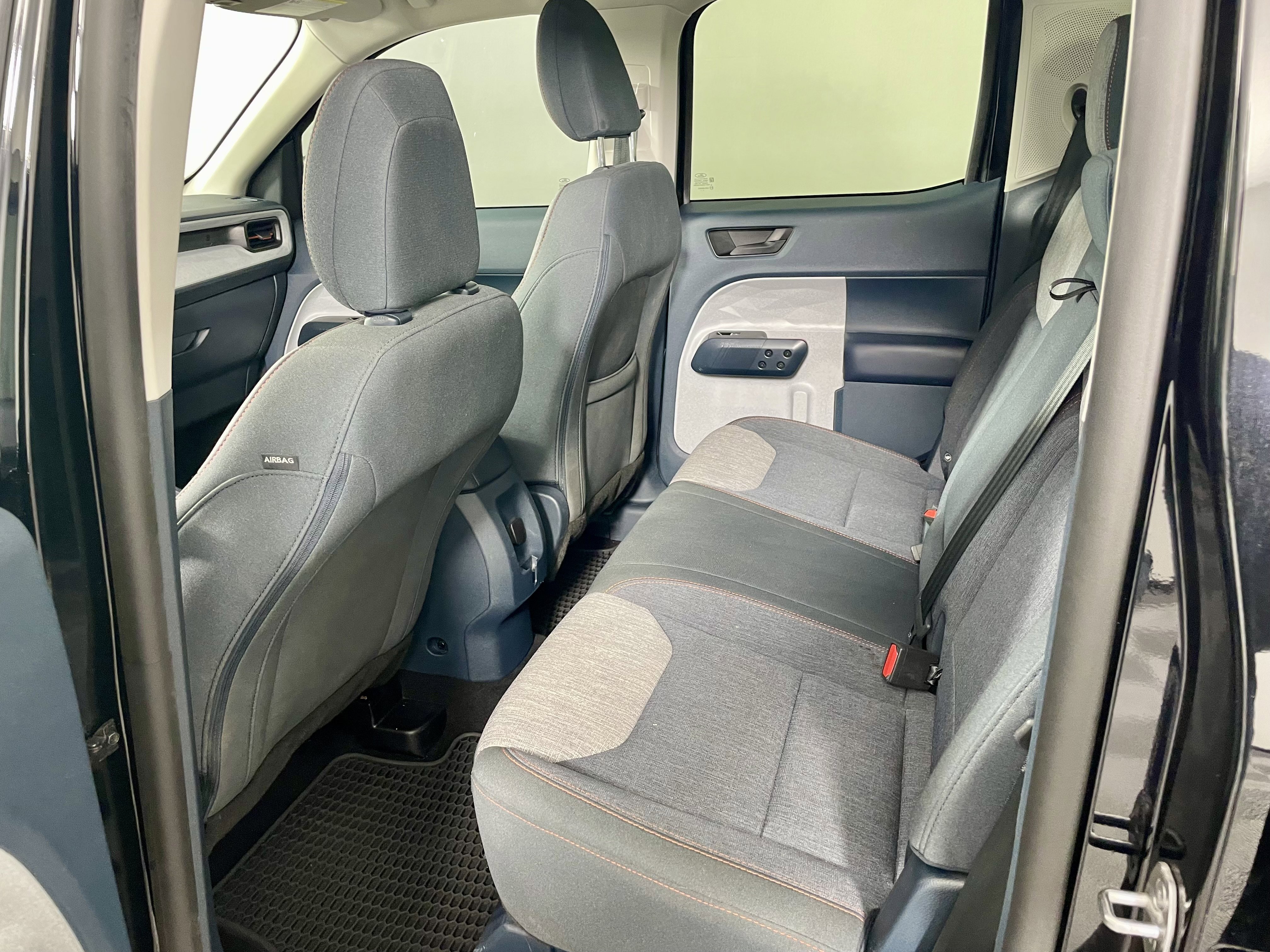 Used 2023 Ford Maverick XLT image 12