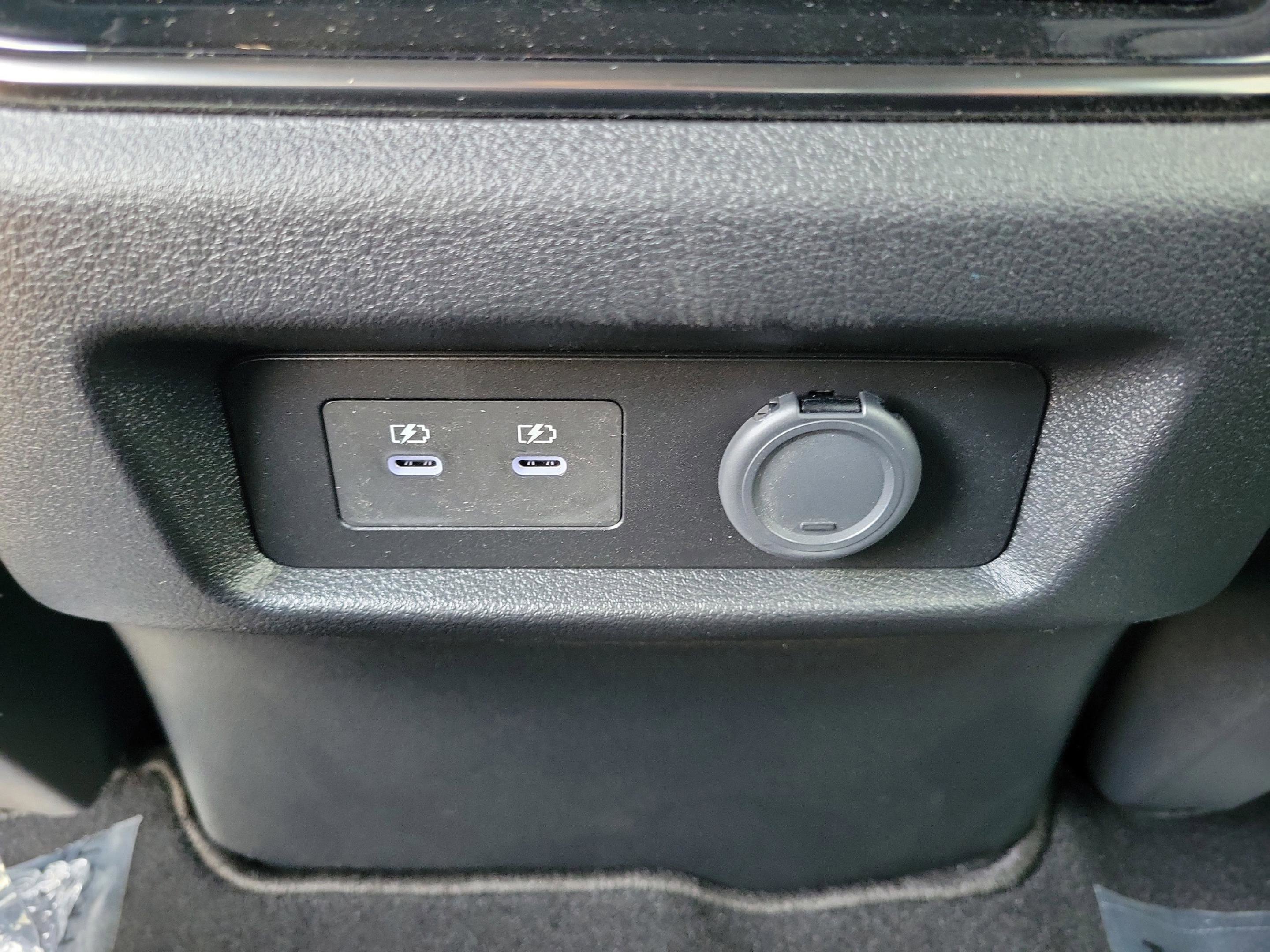 New 2025 Nissan Armada PRO-4X image 17