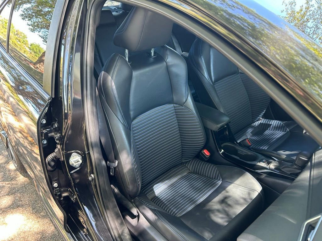 Used 2022 Toyota Corolla XSE image 15