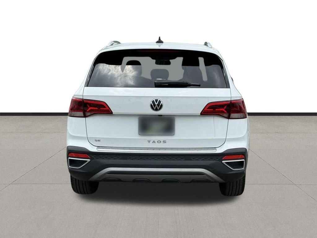 Certified 2022 Volkswagen Taos SE FWD image 6