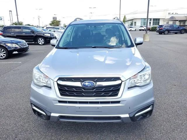 Used 2017 Subaru Forester 2.5i Premium w/ All-Weather Package image 2