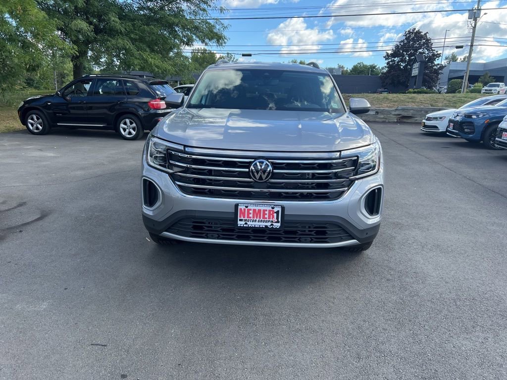 New 2026 Volkswagen Atlas SE image 2