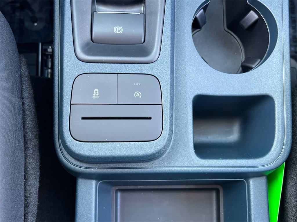 Used 2025 Ford Maverick Lobo image 26