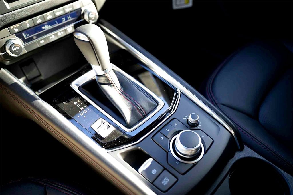 New 2025 MAZDA CX-5 Carbon Edition image 17