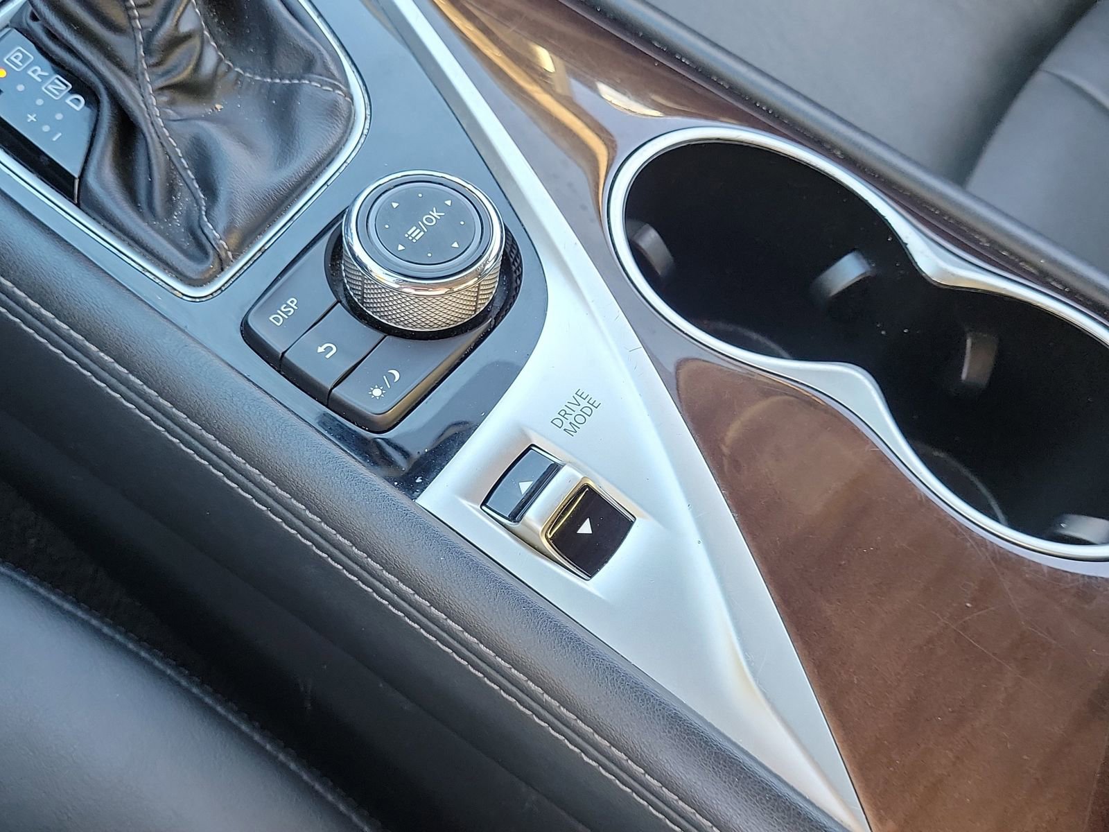 Used 2018 INFINITI Q50 Luxe AWD/4WD image 23