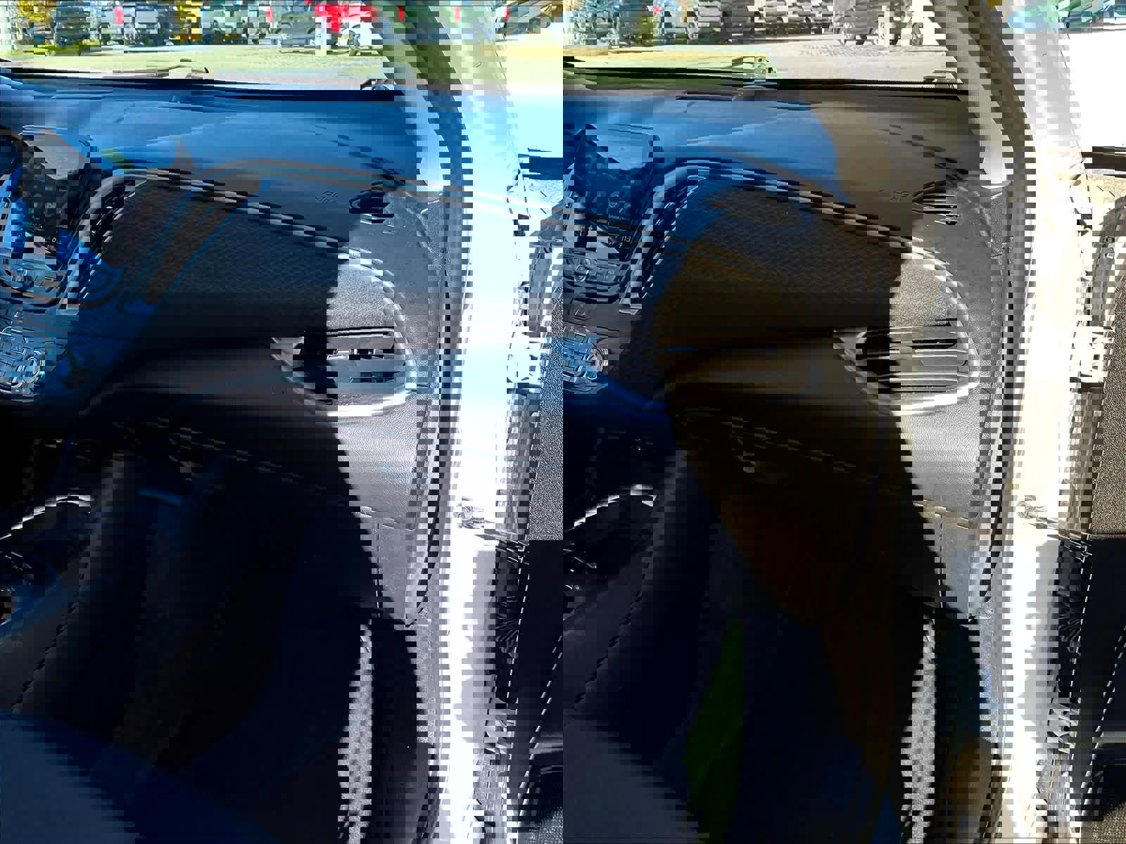 Used 2024 Chevrolet Malibu LT image 13