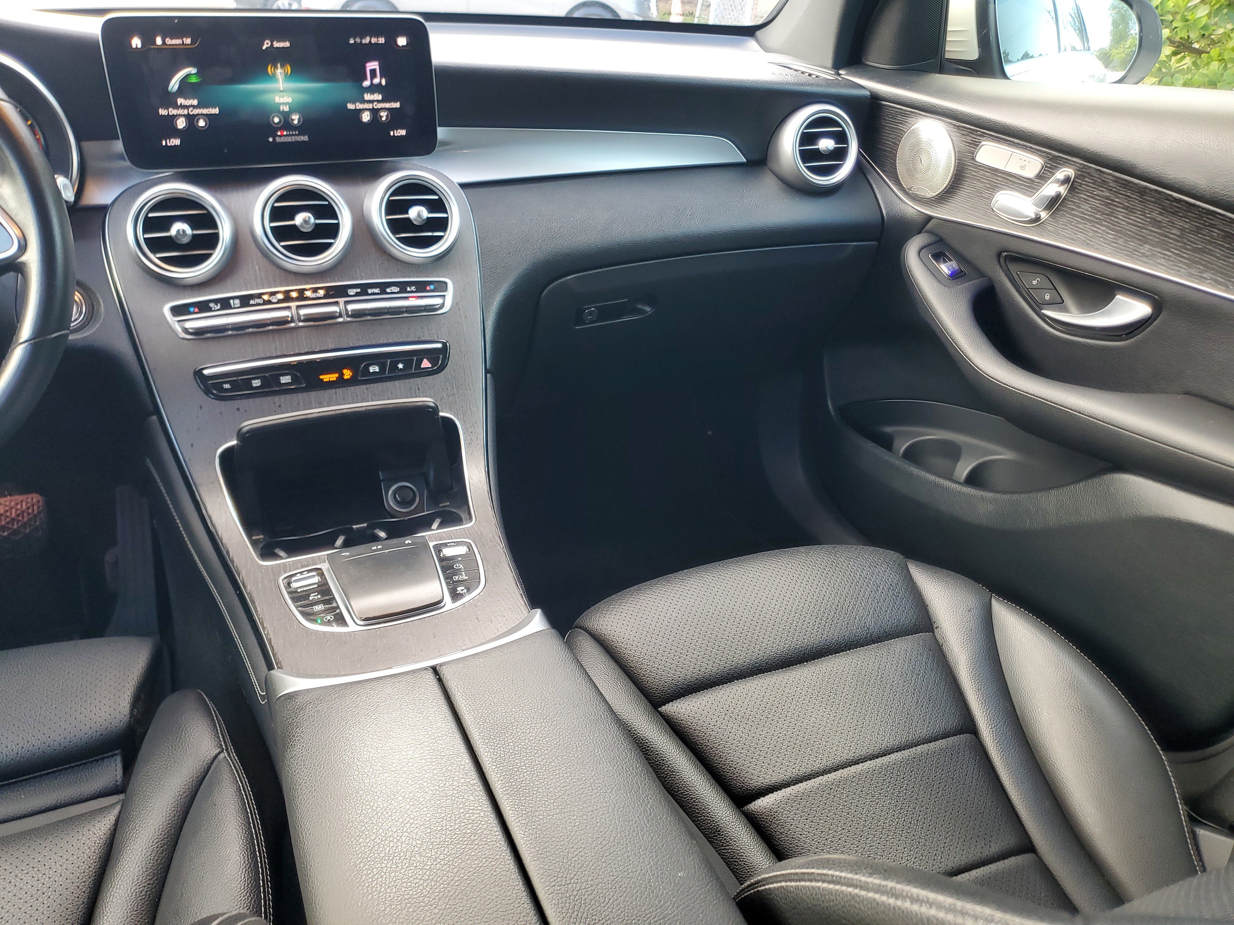 Used 2021 Mercedes-Benz GLC 300 4MATIC Coupe image 16