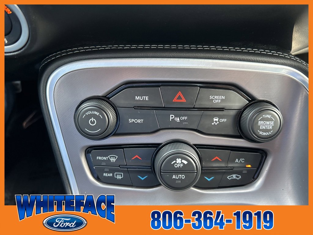 Used 2022 Dodge Challenger SXT w/ Plus Package image 24