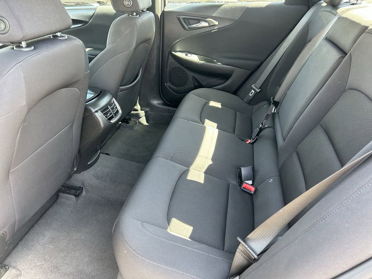 Used 2023 Chevrolet Malibu LT image 14