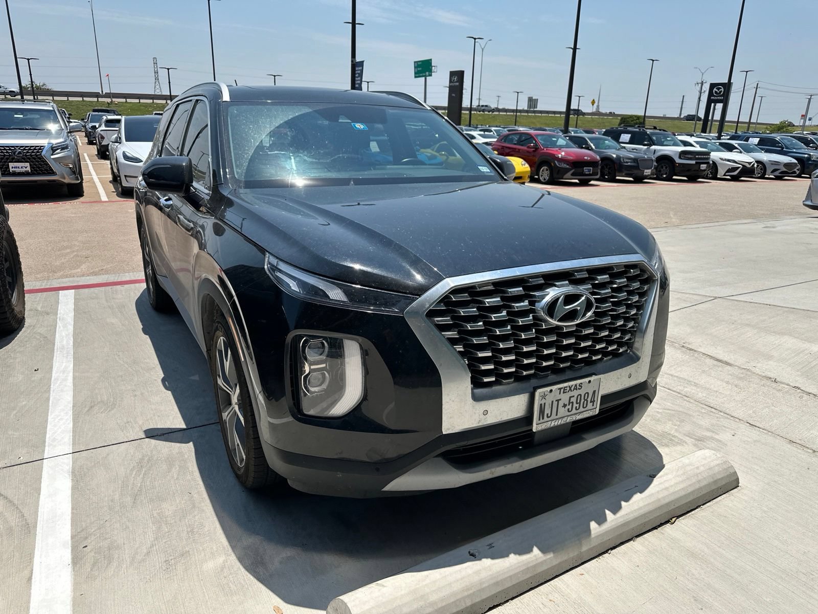 Used 2020 Hyundai Palisade SEL w/ Premium Package FWD image 4