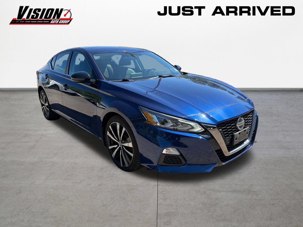 Used 2019 Nissan Altima 2.5 SR w/ SR Premium Package AWD/4WD image 3