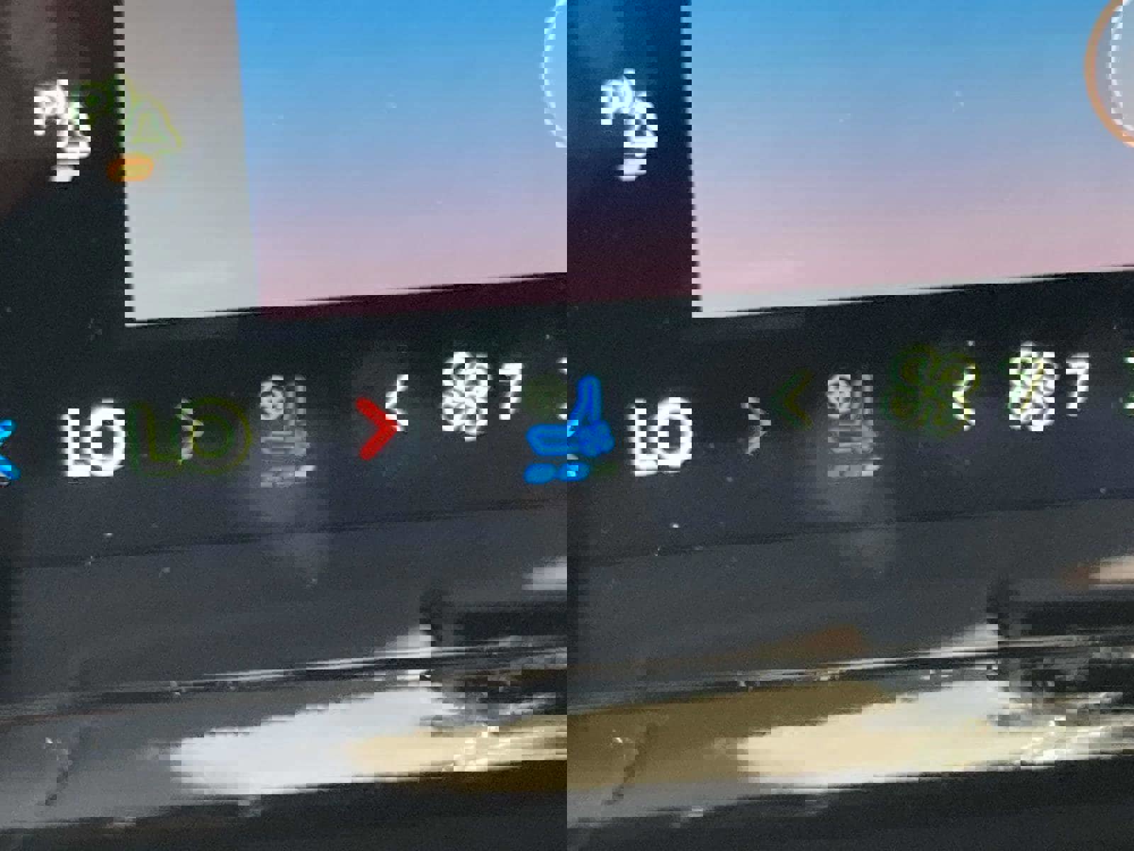 New 2025 Lincoln Navigator L Reserve w/ Jet Appearance Package image 26