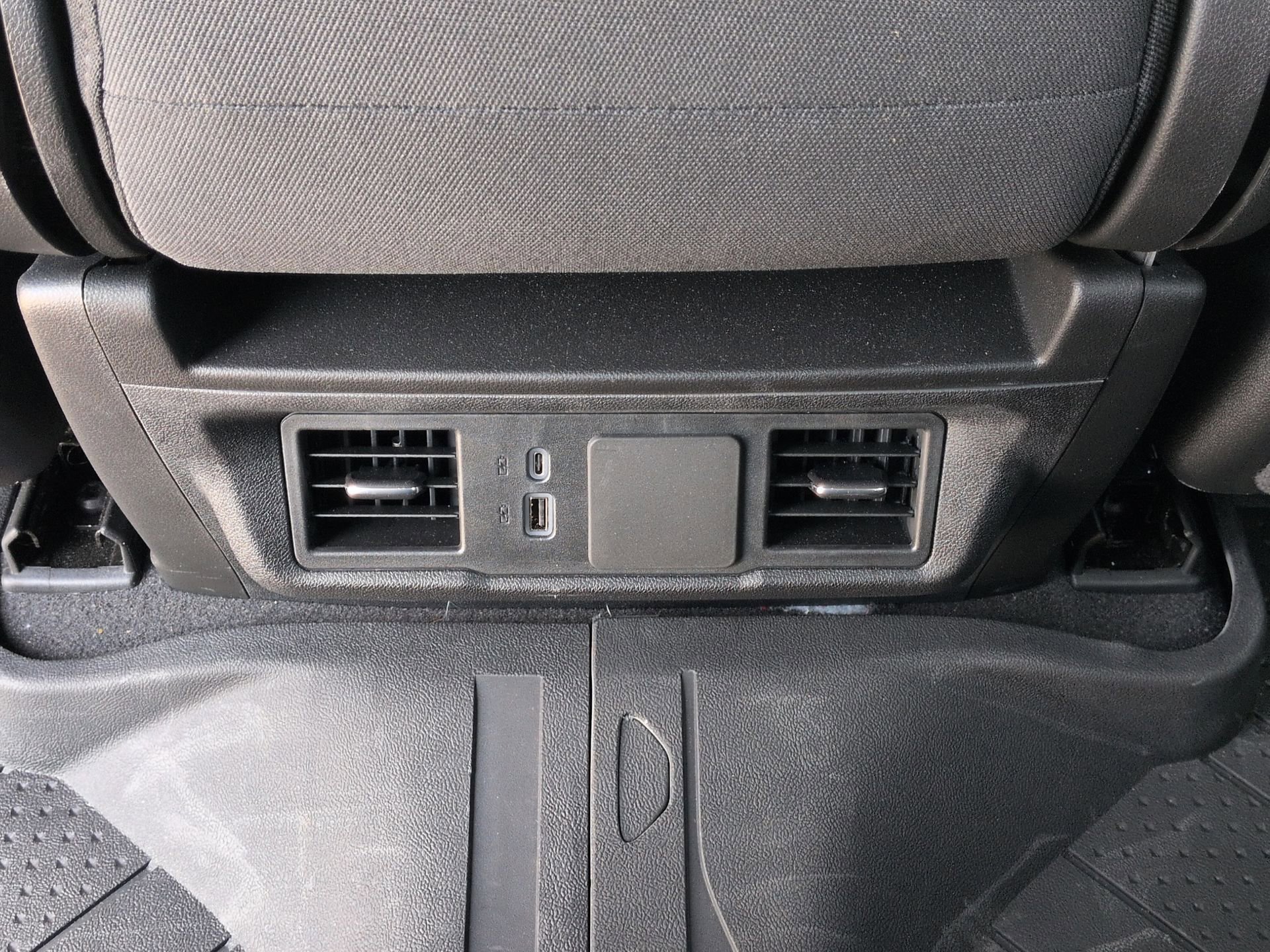 Certified 2024 Chevrolet Silverado 1500 Custom AWD/4WD image 21