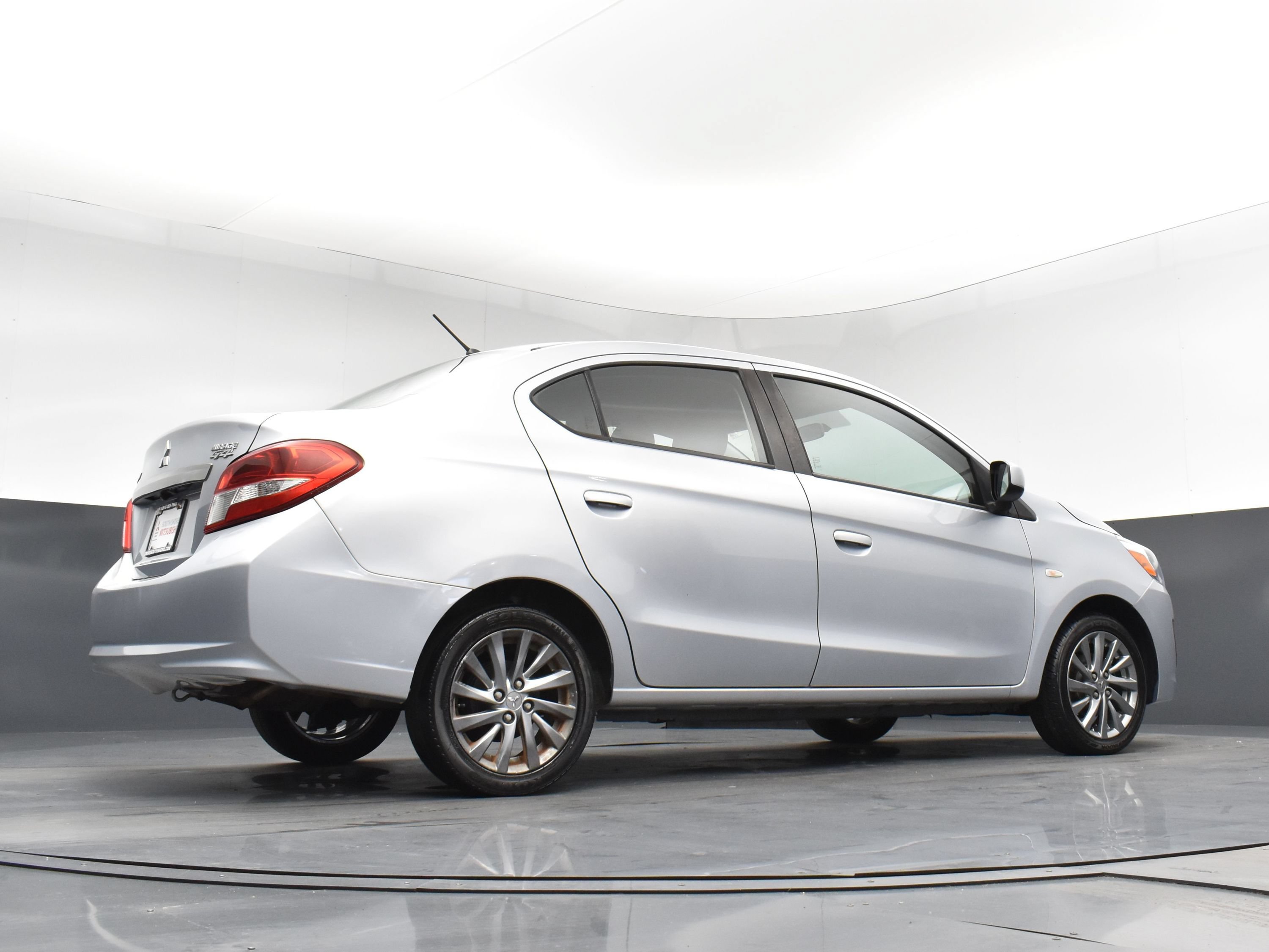 Used 2018 Mitsubishi Mirage G4 ES FWD image 21