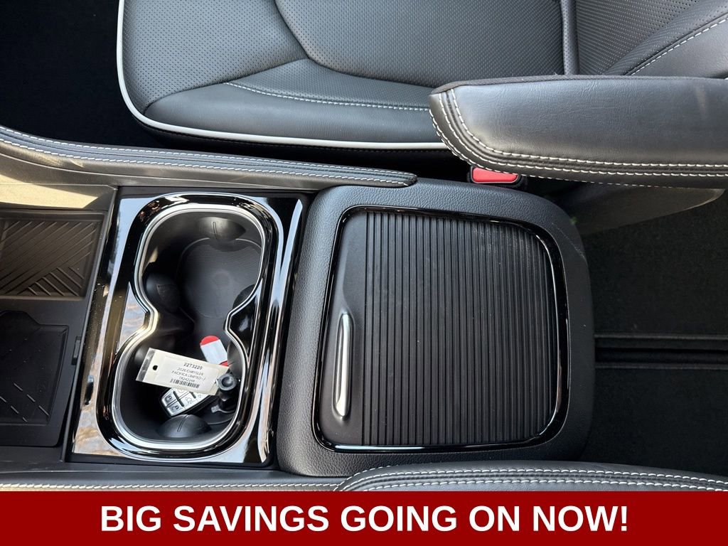 New 2026 Chrysler Pacifica Limited w/ S Appearance Package image 22