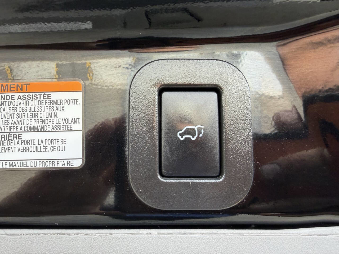 Used 2019 Toyota Sienna XLE w/ XLE Navigation Package FWD image 30