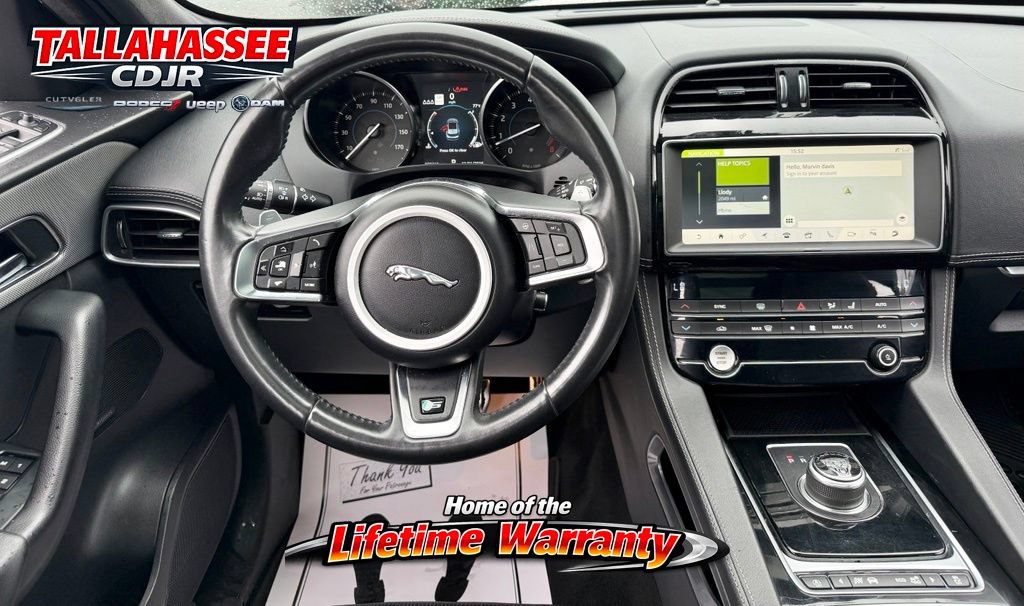 Used 2020 Jaguar F-PACE S AWD/4WD image 34