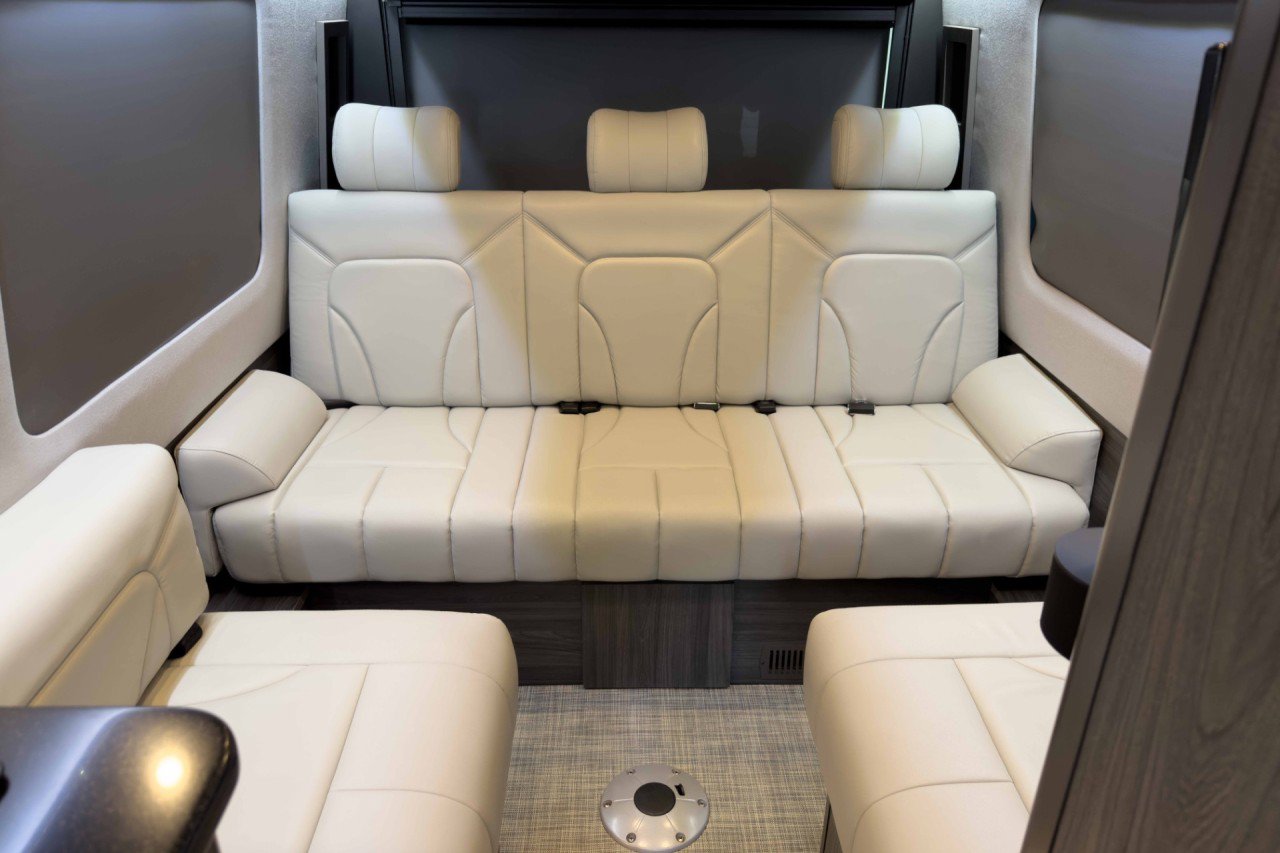 Used 2019 Mercedes-Benz Sprinter 170 image 16