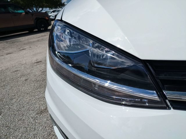 Used 2019 Volkswagen Golf S FWD image 10