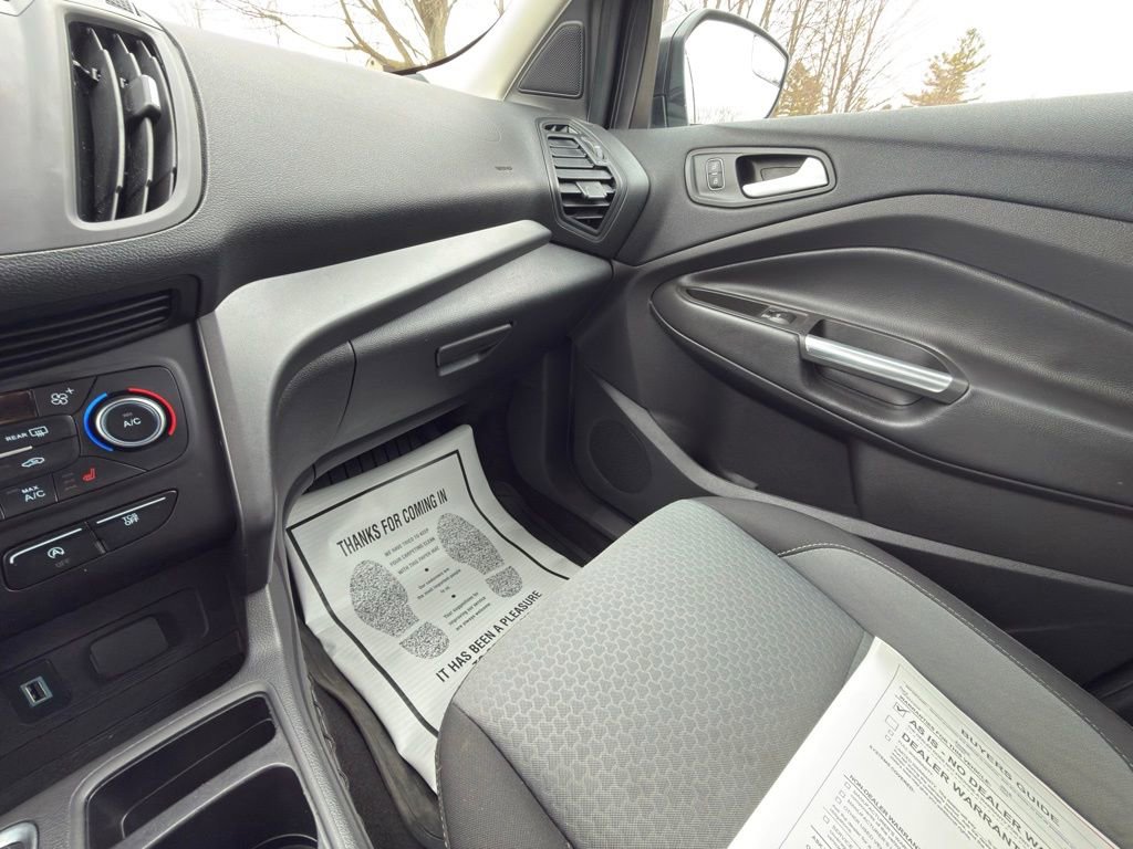 Used 2018 Ford Escape SE image 26