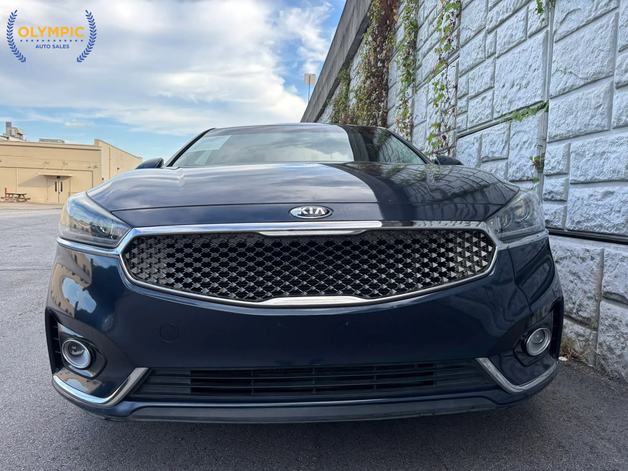 Used 2018 Kia Cadenza Premium image 16
